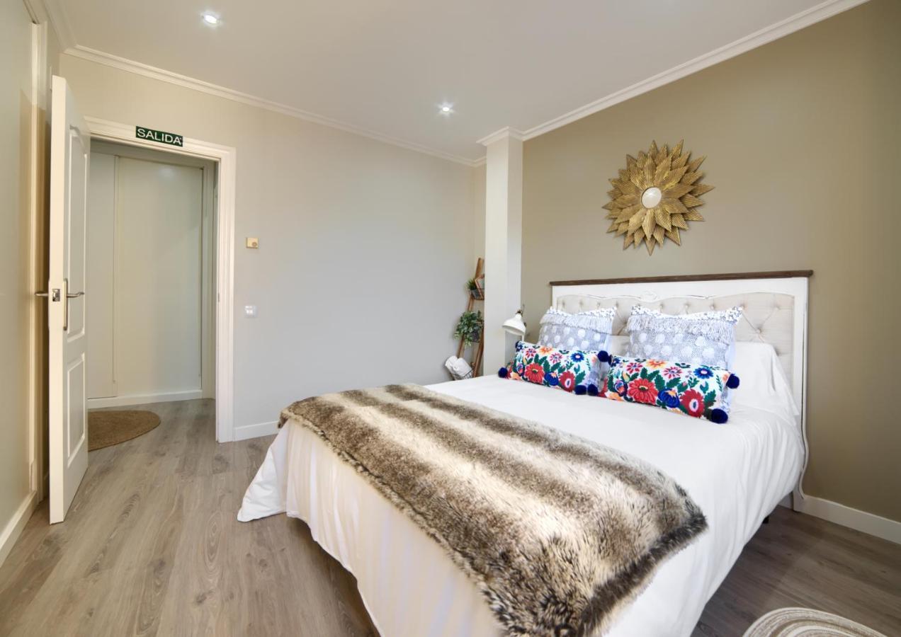Apartamentos4U Tudela Centro - Parking Incluido Luaran gambar
